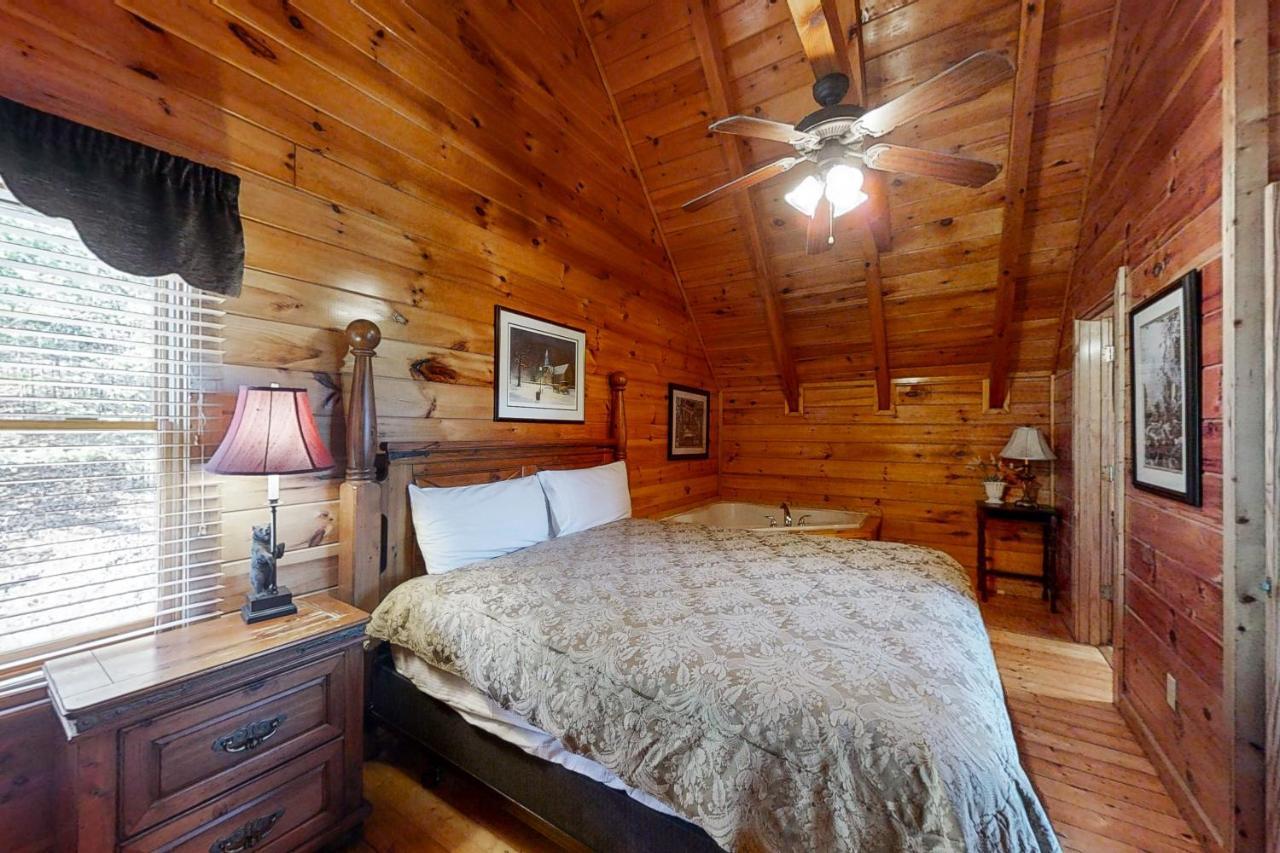 Chalet Of Dreams Villa Pigeon Forge Bagian luar foto